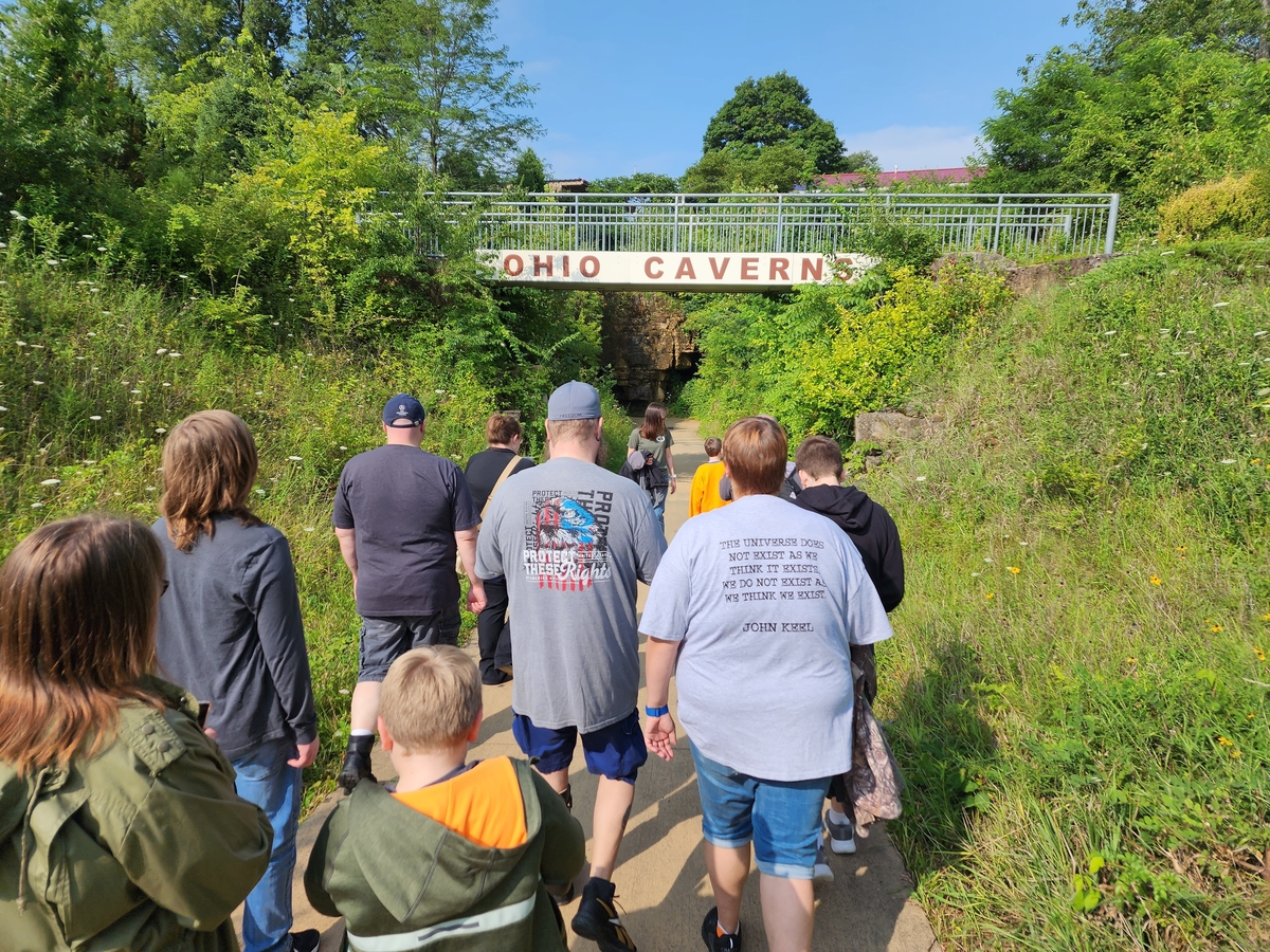 Students Visit the Ohio Caverns TRECA