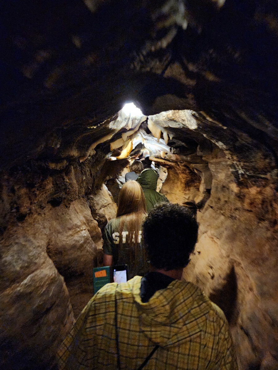 Students Visit the Ohio Caverns TRECA