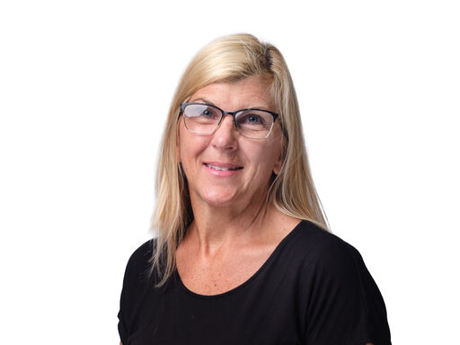 HOLLY SAYRE